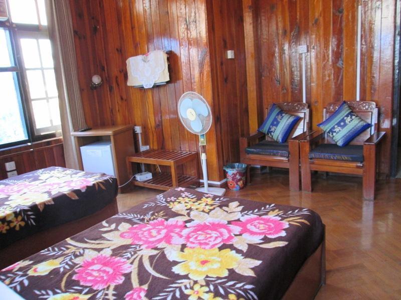 Gold Star Hotel Nyaung Shwe Eksteriør bilde