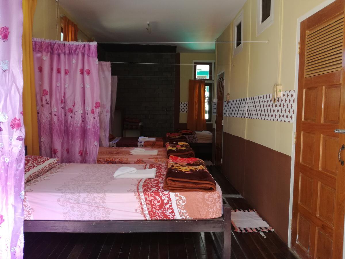 Gold Star Hotel Nyaung Shwe Eksteriør bilde