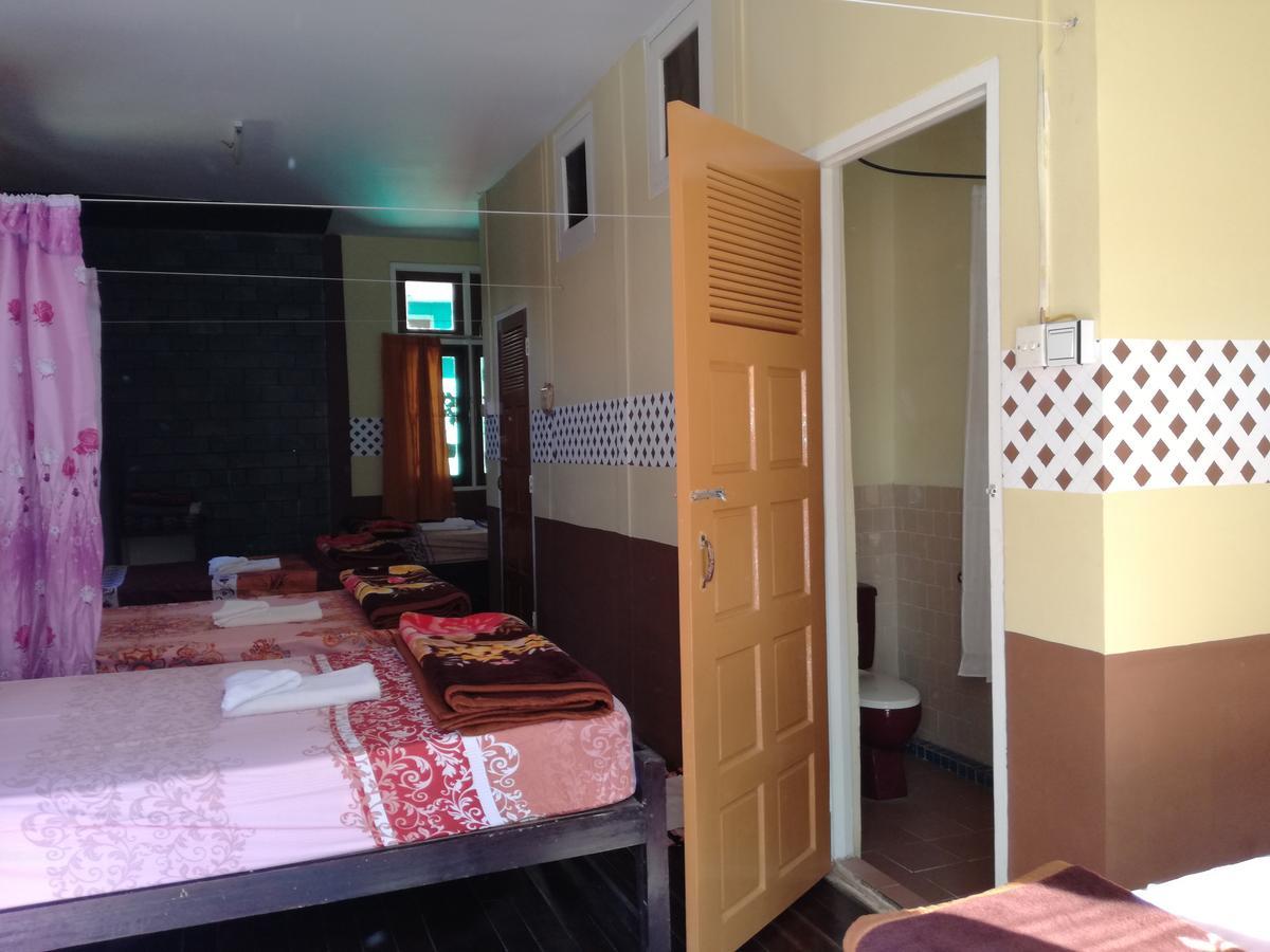 Gold Star Hotel Nyaung Shwe Eksteriør bilde