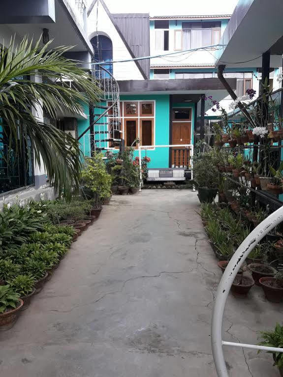 Gold Star Hotel Nyaung Shwe Eksteriør bilde